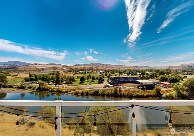 Photo 3 of Single family home for sale at 534 Dewberry Ave E, Omak, WA 98841 | MLS# NWM2535047 | Listing updated on 2026-09-21
