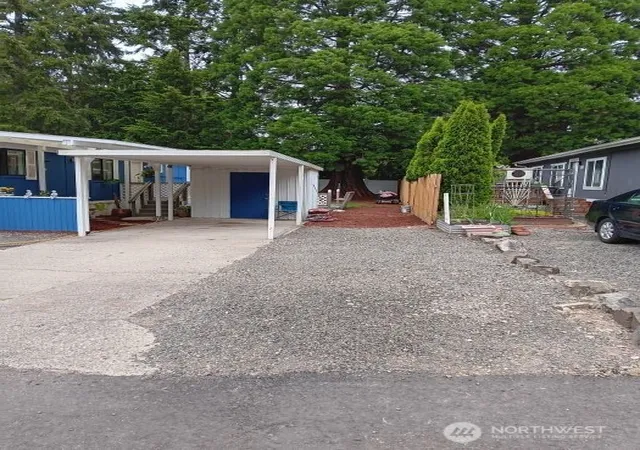 Photo 2 of Manufactured home for sale at 3060 Ne Mcwilliams Rd #108, Bremerton, WA 98311 | MLS# NWM2535059 | Listing updated on 2026-09-21