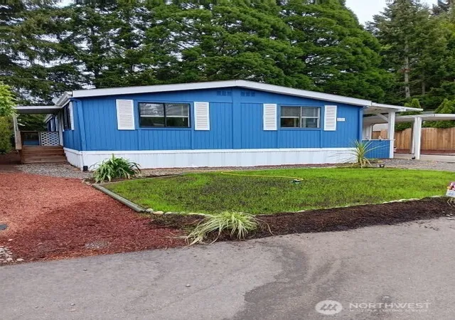 Photo 3 of Manufactured home for sale at 3060 Ne Mcwilliams Rd #108, Bremerton, WA 98311 | MLS# NWM2535059 | Listing updated on 2026-09-21