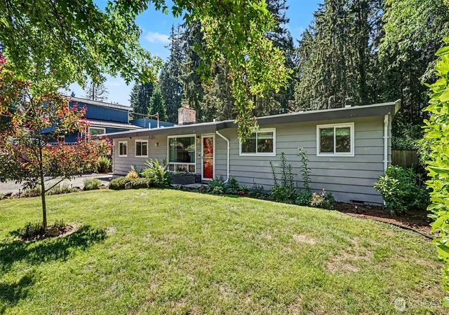 Photo 1 of Single family home for sale at 5318 193rd Place Sw, Lynnwood, WA 98036 | MLS# NWM2535081 | Listing updated on 2026-10-01