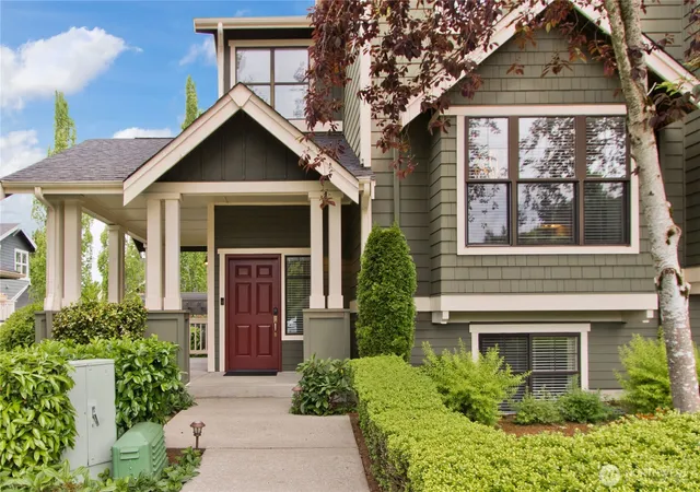 Photo 1 of Townhouse for sale at 1843 Ne Kenyon Ct, Issaquah, WA 98029 | MLS# NWM2535117 | Listing updated on 2026-10-02
