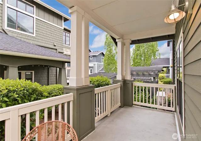 Photo 3 of Townhouse for sale at 1843 NE Kenyon Ct, Issaquah, WA 98029 | MLS# NWM2535117 | Listing updated on 2026-10-02