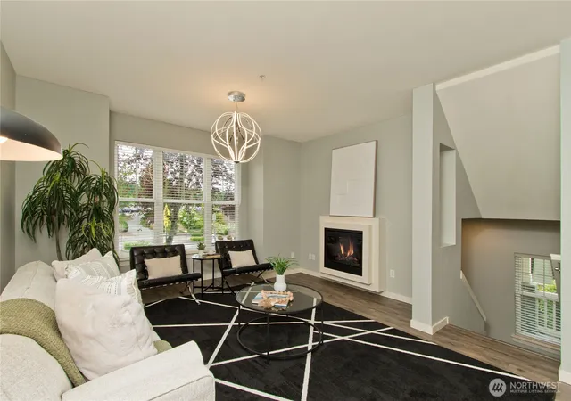 Photo 4 of Townhouse for sale at 1843 NE Kenyon Ct, Issaquah, WA 98029 | MLS# NWM2535117 | Listing updated on 2026-10-02