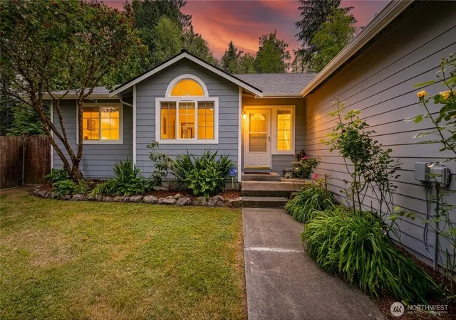 Photo 3 of Single family home for sale at 15515 88th Drive Nw, Stanwood, WA 98292 | MLS# NWM2535143 | Listing updated on 2026-09-21