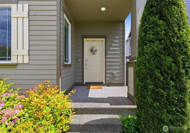 Photo 3 of Single family home for sale at 32467 Tolmie Ln, Black Diamond, WA 98010 | MLS# NWM2535178 | Listing updated on 2026-10-01