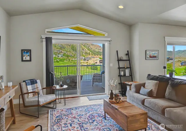 Photo 3 of Single family home for sale at 22 Frontage Rd, Pateros, WA 98846 | MLS# NWM2535211 | Listing updated on 2026-09-21
