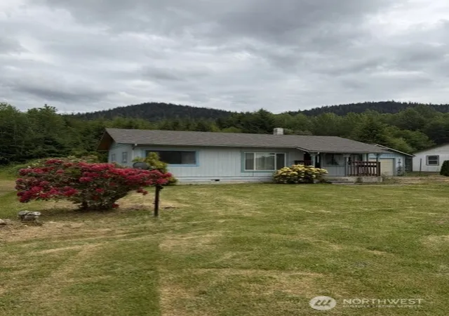 Photo 1 of Single family home for sale at 3 Neilton Ln, Neilton, WA 98566 | MLS# NWM2535287 | Listing updated on 2026-09-21