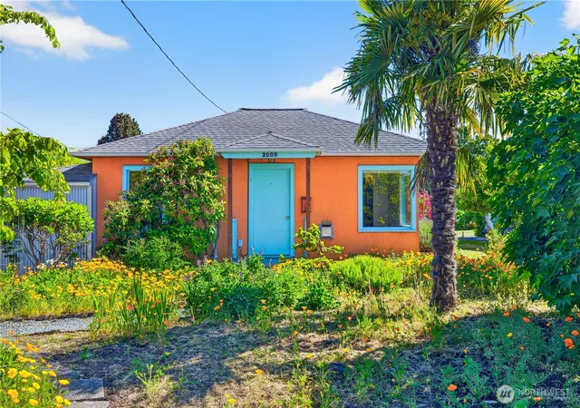 Photo 1 of Single family home for sale at 2009 11th Street, Anacortes, WA 98221 | MLS# NWM2535363 | Listing updated on 2026-09-29