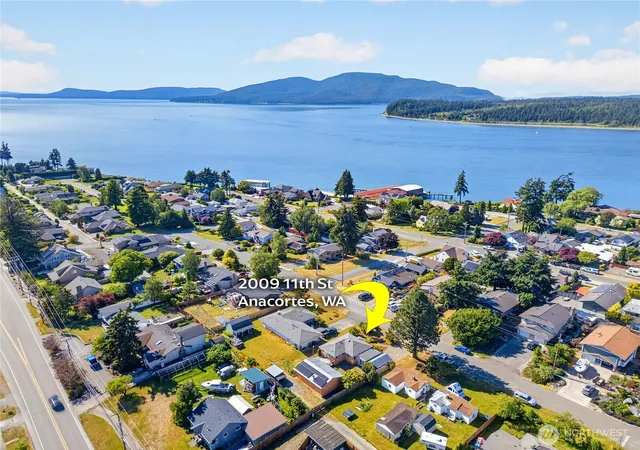 Photo 2 of Single family home for sale at 2009 11th Street, Anacortes, WA 98221 | MLS# NWM2535363 | Listing updated on 2026-09-29