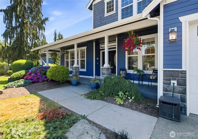 Photo 2 of Single family home for sale at 19220 5th Street E, Lake Tapps, WA 98391 | MLS# NWM2535373 | Listing updated on 2026-09-30