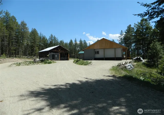 Photo 1 of Manufactured home for sale at 16 Summit Lake Rd, Tonasket, WA 98855 | MLS# NWM2535379 | Listing updated on 2026-09-21