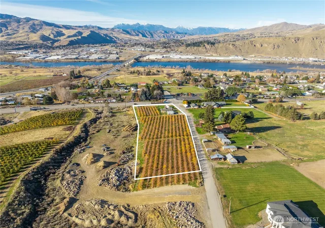 Photo 1 of Land for sale at 20 Blue Grade Rd, East Wenatchee, WA 98802 | MLS# NWM2535393 | Listing updated on 2026-09-21