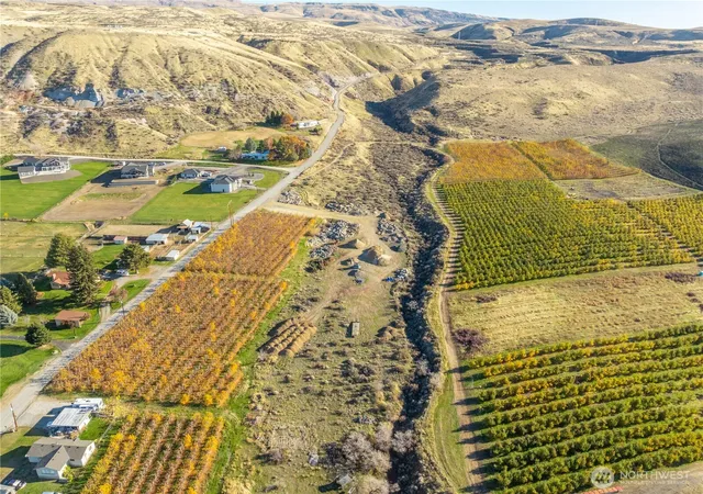 Photo 3 of Land for sale at 20 Blue Grade Rd, East Wenatchee, WA 98802 | MLS# NWM2535393 | Listing updated on 2026-09-21