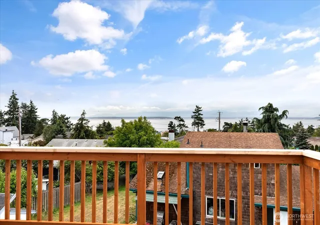 Photo 1 of Single family home for sale at 1240 Admirals Dr, Coupeville, WA 98239 | MLS# NWM2535439 | Listing updated on 2026-10-02