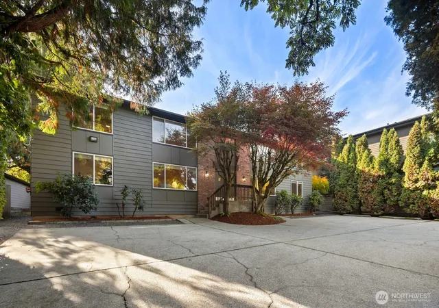 Photo 1 of Multi family home for sale at 845 Kirkland Way, Kirkland, WA 98033 | MLS# NWM2535455 | Listing updated on 2026-09-21