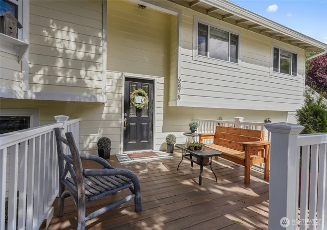 Photo 3 of Sale Pending at 6878 Helena Dr NE, Bremerton, WA 98311 | MLS# NWM2535509 | Listing updated on 2026-09-24