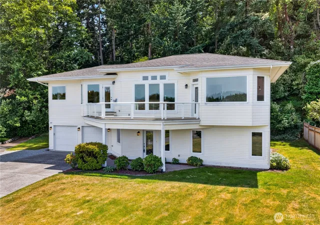 Photo 2 of Sale Pending at 837 Shoshone Dr, La Conner, WA 98257 | MLS# NWM2535513 | Listing updated on 2026-09-28
