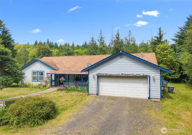 Photo 2 of Single family home for sale at 866 Se Somers Dr, Shelton, WA 98584 | MLS# NWM2535540 | Listing updated on 2026-09-21