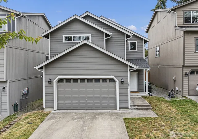 Photo 1 of Single family home for sale at 4244 Se Horsehead Way, Port Orchard, WA 98366 | MLS# NWM2535557 | Listing updated on 2026-09-21