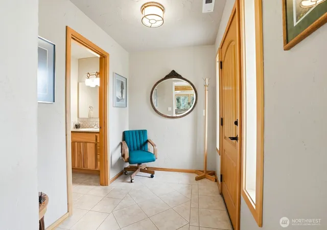 Photo 4 of Sale Pending at 7895 N Fork Rd, Yakima, WA 98903 | MLS# NWM2535611 | Listing updated on 2026-09-24