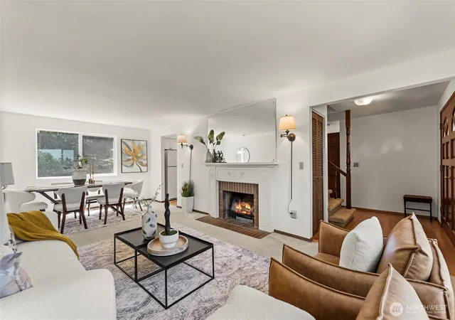 Photo 2 of Single family home for sale at 14901 Se 47th Place, Bellevue, WA 98006 | MLS# NWM2535631 | Listing updated on 2026-09-21