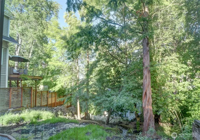 Photo 4 of Single family home for sale at 2622 Mayfair Ave N, Seattle, WA 98109 | MLS# NWM2535662 | Listing updated on 2026-10-01
