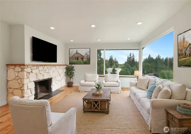 Photo 4 of Sale Pending at 722 172nd Street NW, Arlington, WA 98223 | MLS# NWM2535727 | Listing updated on 2026-09-25
