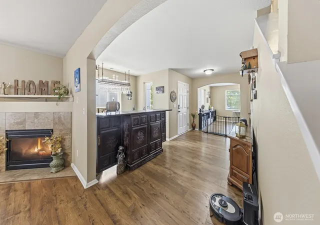 Photo 3 of Single family home for sale at 16475 SE Greenbrier St, Yelm, WA 98597 | MLS# NWM2535764 | Listing updated on 2026-09-20