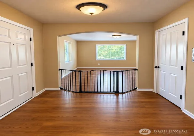 Photo 4 of Single family home for sale at 16475 SE Greenbrier St, Yelm, WA 98597 | MLS# NWM2535764 | Listing updated on 2026-09-20