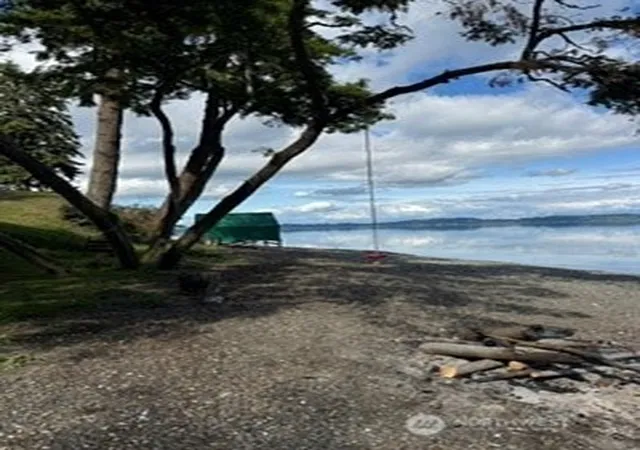 Photo 3 of Manufactured home for sale at 2509 142nd Avenue SW, Lakebay, WA 98349 | MLS# NWM2535817 | Listing updated on 2026-09-21