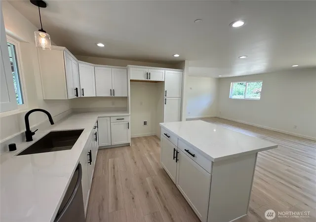Photo 4 of Single family home for sale at 7828 E Jessica Way, Port Orchard, WA 98366 | MLS# NWM2535850 | Listing updated on 2026-09-22