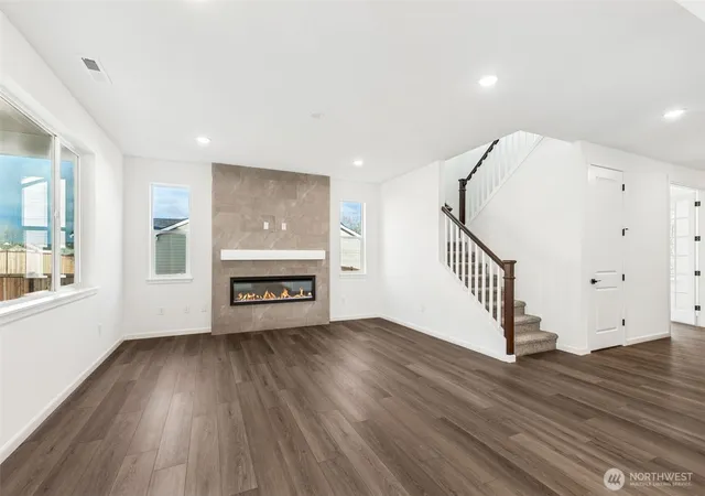 Photo 4 of Single family home for sale at 228 N 55th Street #37, Mount Vernon, WA 98274 | MLS# NWM2535860 | Listing updated on 2026-09-30