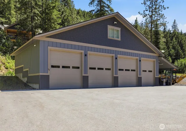 Photo 1 of Single family home for sale at 40 Broken O Ln, Leavenworth, WA 98826 | MLS# NWM2535861 | Listing updated on 2026-09-21