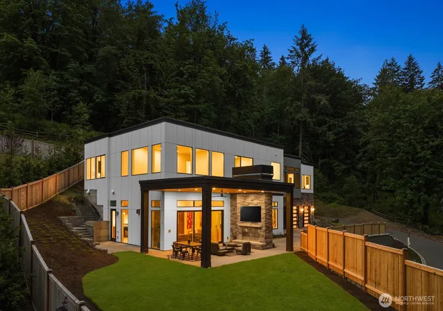 Photo 1 of Single family home for sale at 6020 175th Court Se, Bellevue, WA 98006 | MLS# NWM2535866 | Listing updated on 2026-09-26