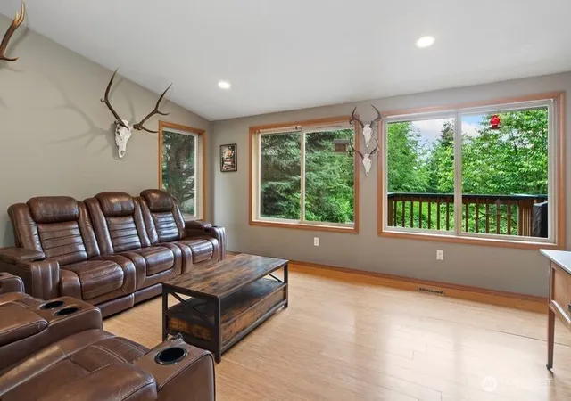 Photo 3 of Single family home for sale at 514 Bywater Way, Port Ludlow, WA 98365 | MLS# NWM2535867 | Listing updated on 2026-09-21