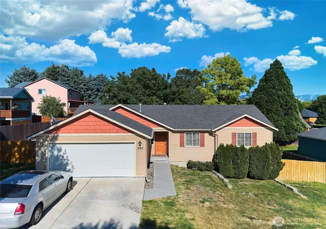 Photo 1 of Single family home for sale at 390 Austin St, Walla Walla, WA 99362 | MLS# NWM2535868 | Listing updated on 2026-09-30
