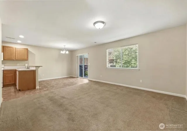 Photo 3 of Single family home for sale at 390 Austin St, Walla Walla, WA 99362 | MLS# NWM2535868 | Listing updated on 2026-09-30