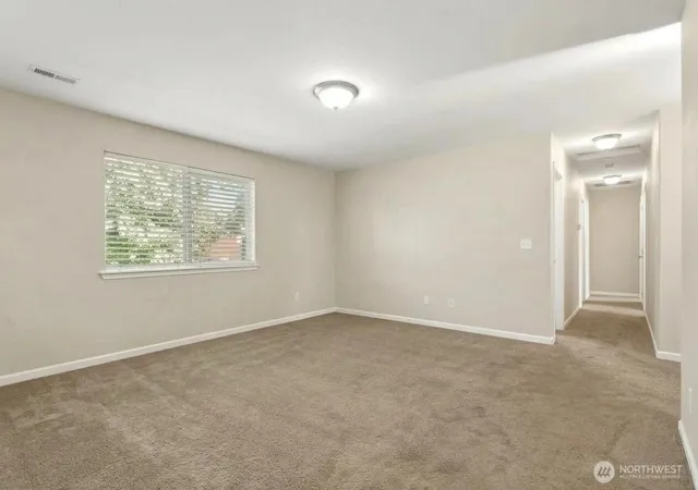Photo 4 of Single family home for sale at 390 Austin St, Walla Walla, WA 99362 | MLS# NWM2535868 | Listing updated on 2026-09-30