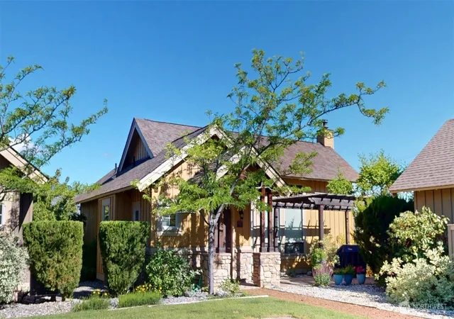 Photo 1 of Single family home for sale at 102 Village Way, Oroville, WA 98844 | MLS# NWM2535874 | Listing updated on 2026-09-21