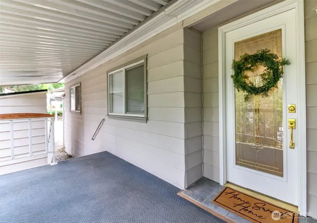 Photo 2 of Manufactured home for sale at 22065 106th Place Se #75, Kent, WA 98031 | MLS# NWM2535883 | Listing updated on 2026-09-23