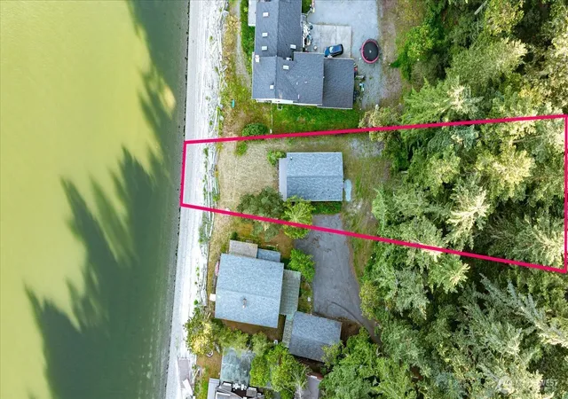 Photo 2 of Single family home for sale at 1982 Madrona Way, Coupeville, WA 98239 | MLS# NWM2535976 | Listing updated on 2026-09-21