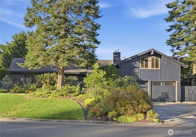 Photo 3 of Sale Pending at 29902 2nd Place Sw, Federal Way, WA 98023 | MLS# NWM2535990 | Listing updated on 2026-09-28