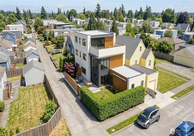 Photo 2 of Land for sale at 3820 Ne 62nd Street, Seattle, WA 98115 | MLS# NWM2536048 | Listing updated on 2026-09-21