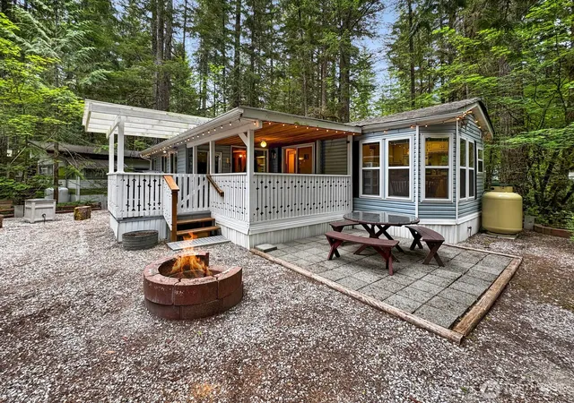 Photo 1 of Manufactured home for sale at 152 1 Goldrush Rd, Deming, WA 98244 | MLS# NWM2536127 | Listing updated on 2026-09-21