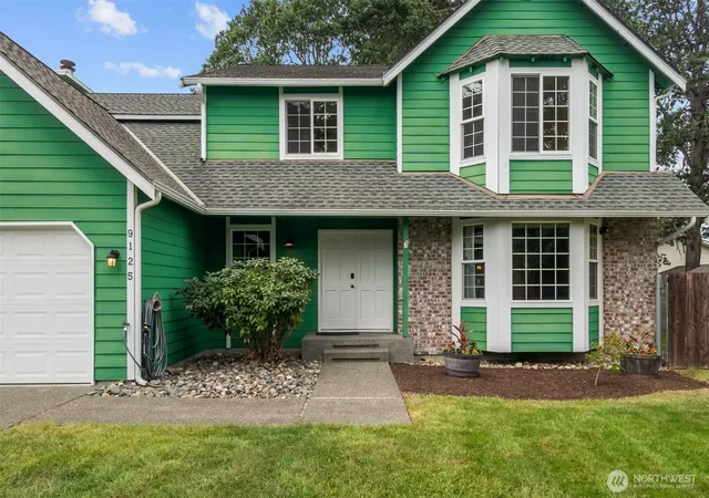 Photo 2 of Single family home for sale at 9125 Zircon Dr Sw, Lakewood, WA 98498 | MLS# NWM2536129 | Listing updated on 2026-09-30