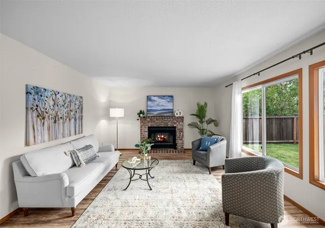 Photo 3 of Single family home for sale at 9125 Zircon Dr Sw, Lakewood, WA 98498 | MLS# NWM2536129 | Listing updated on 2026-09-30