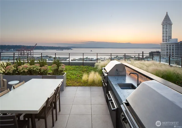 Photo 4 of Condo for sale at 450 S Main St #809, Seattle, WA 98104 | MLS# NWM2536131 | Listing updated on 2026-09-21