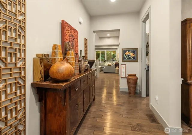 Photo 3 of Single family home for sale at 3745 88th Avenue Se, Mercer Island, WA 98040 | MLS# NWM2536138 | Listing updated on 2026-10-03