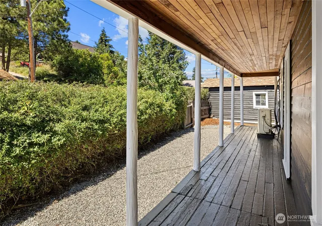 Photo 3 of Sale Pending at 401 S 1st Street, Roslyn, WA 98941 | MLS# NWM2536156 | Listing updated on 2026-09-24