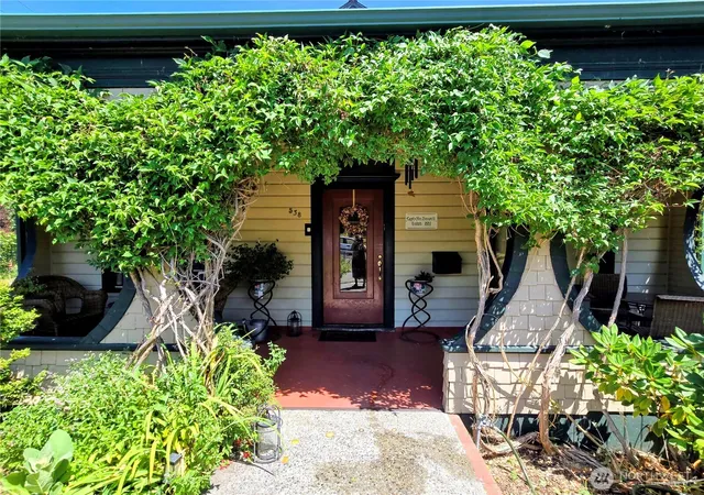 Photo 2 of Single family home for sale at 538 Adams St, Port Townsend, WA 98368 | MLS# NWM2536171 | Listing updated on 2026-09-24